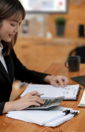 Independent business valuation for mergers, fundraising and sale